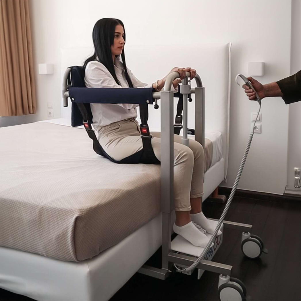 Grúa - Silla para Traslado de Pacientes Eléctrica y Plegable EASY GO