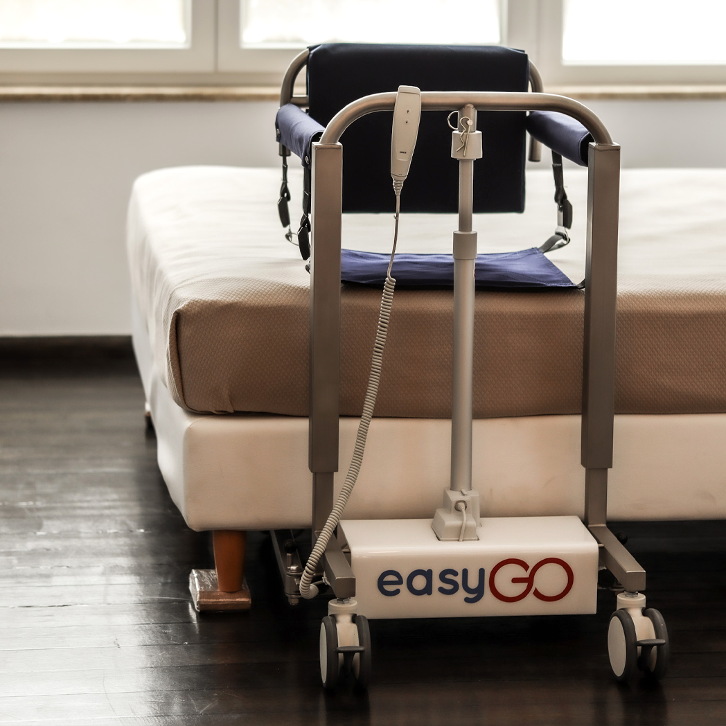 Grúa - Silla para Traslado de Pacientes Eléctrica y Plegable EASY GO