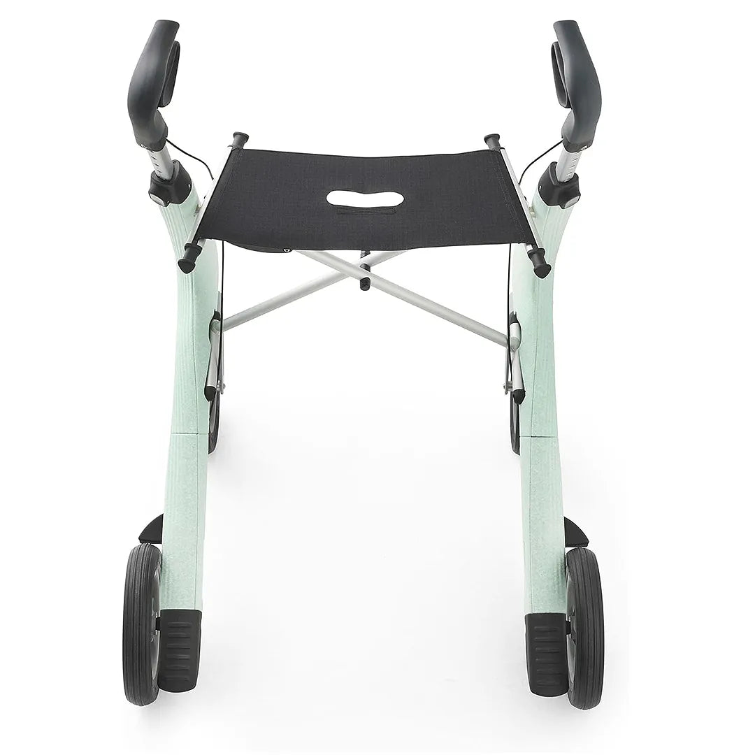 Andador con empuñaduras ajustables en altura para adaptarse a la estatura del usuario de Dortomedical