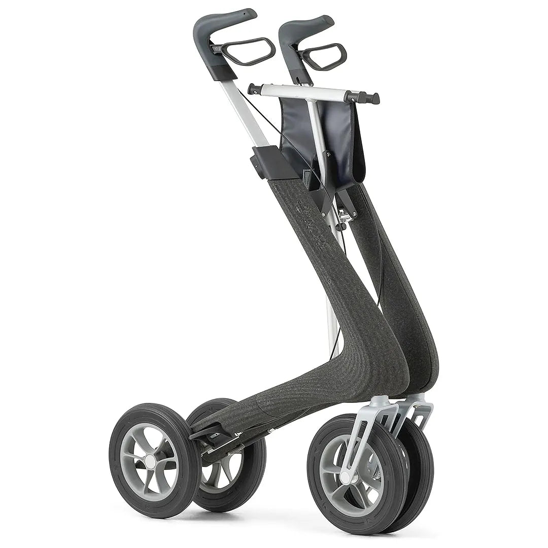 Andador todoterreno con ruedas de 26 cm que garantizan una tracción excelente en suelos irregulares de Dortomedical.