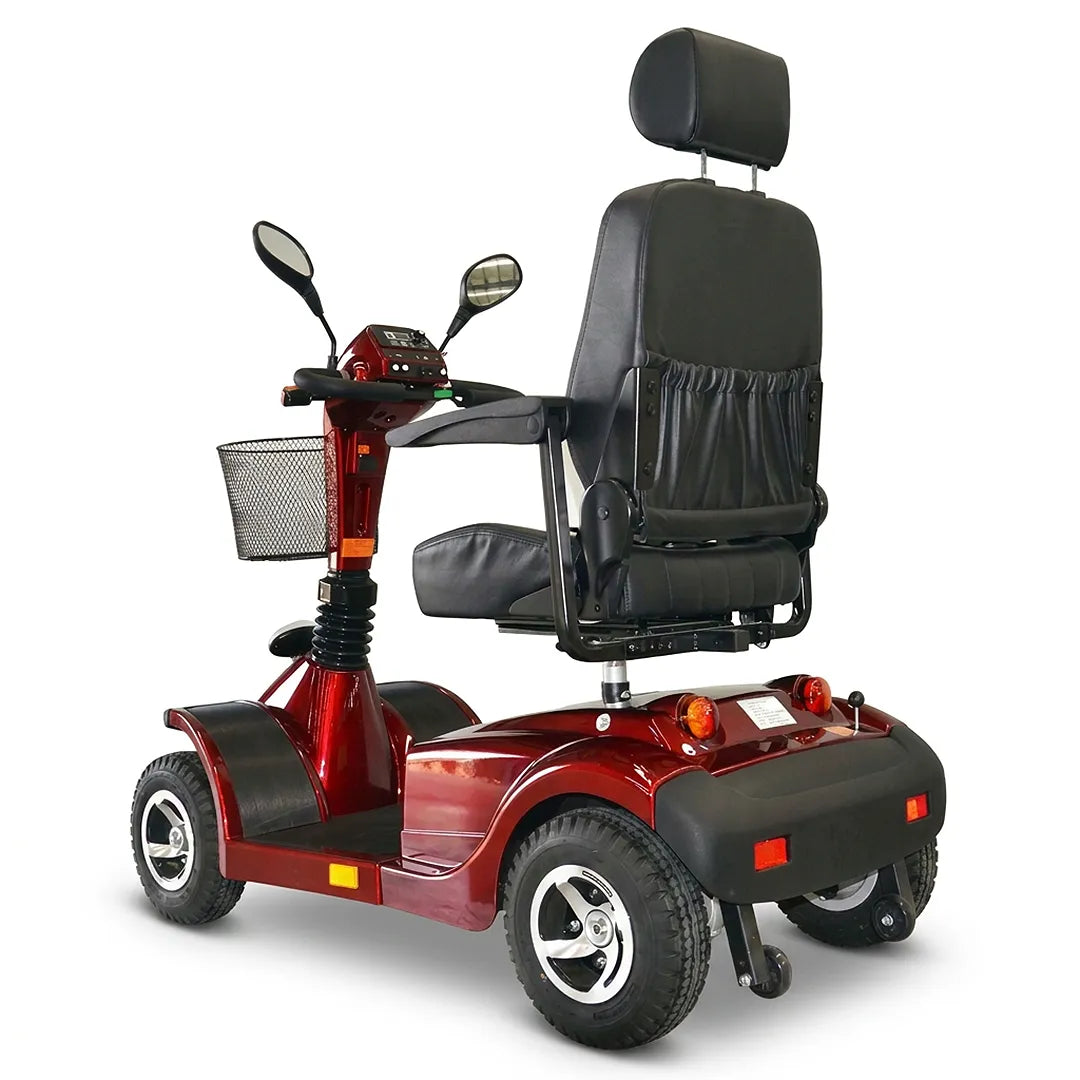 Scooter eléctrico de movilidad con columna de dirección regulable para adaptar la conducción al usuario dortomedical