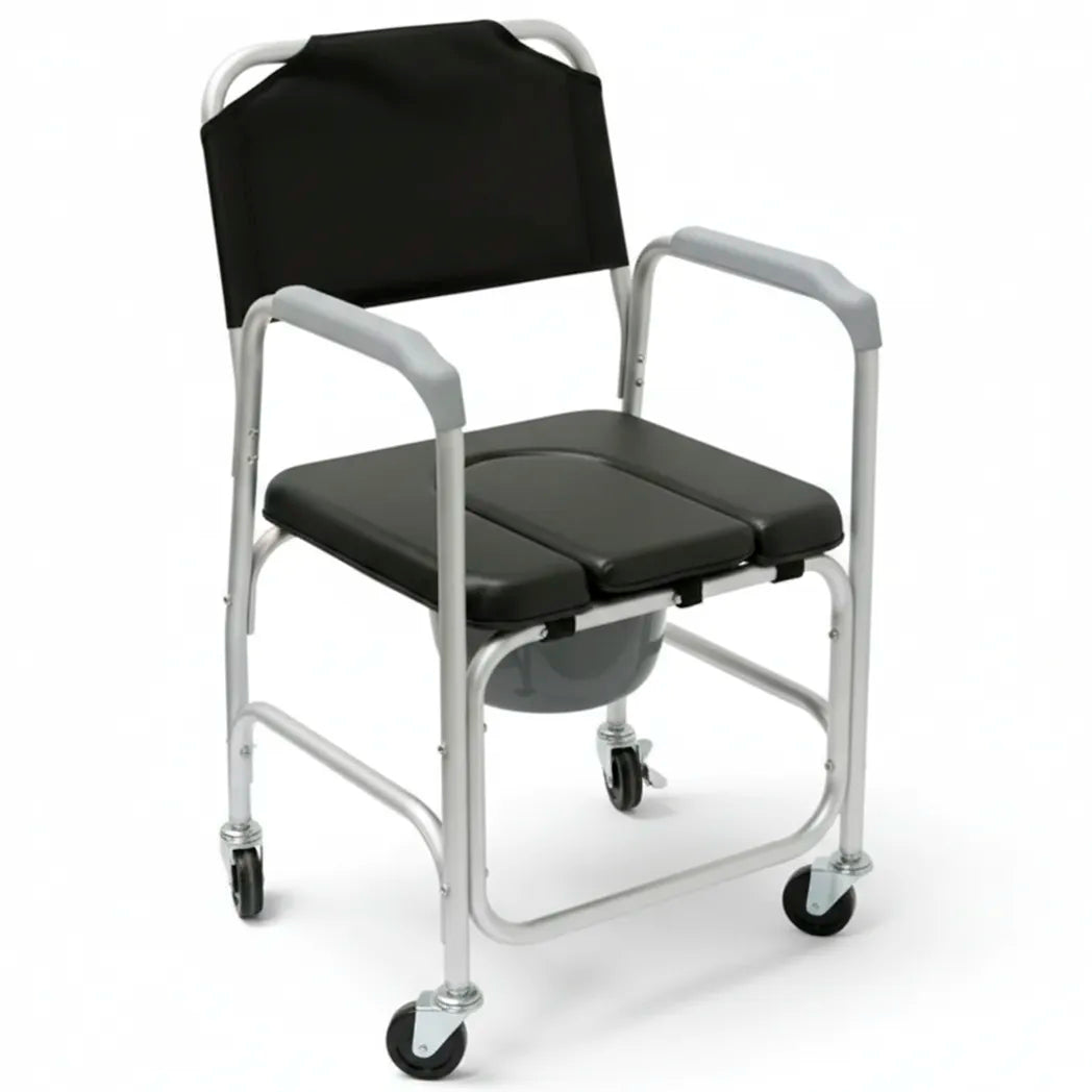 Primer plano de la silla para ducha con inodoro segura para personas mayores dortomedical