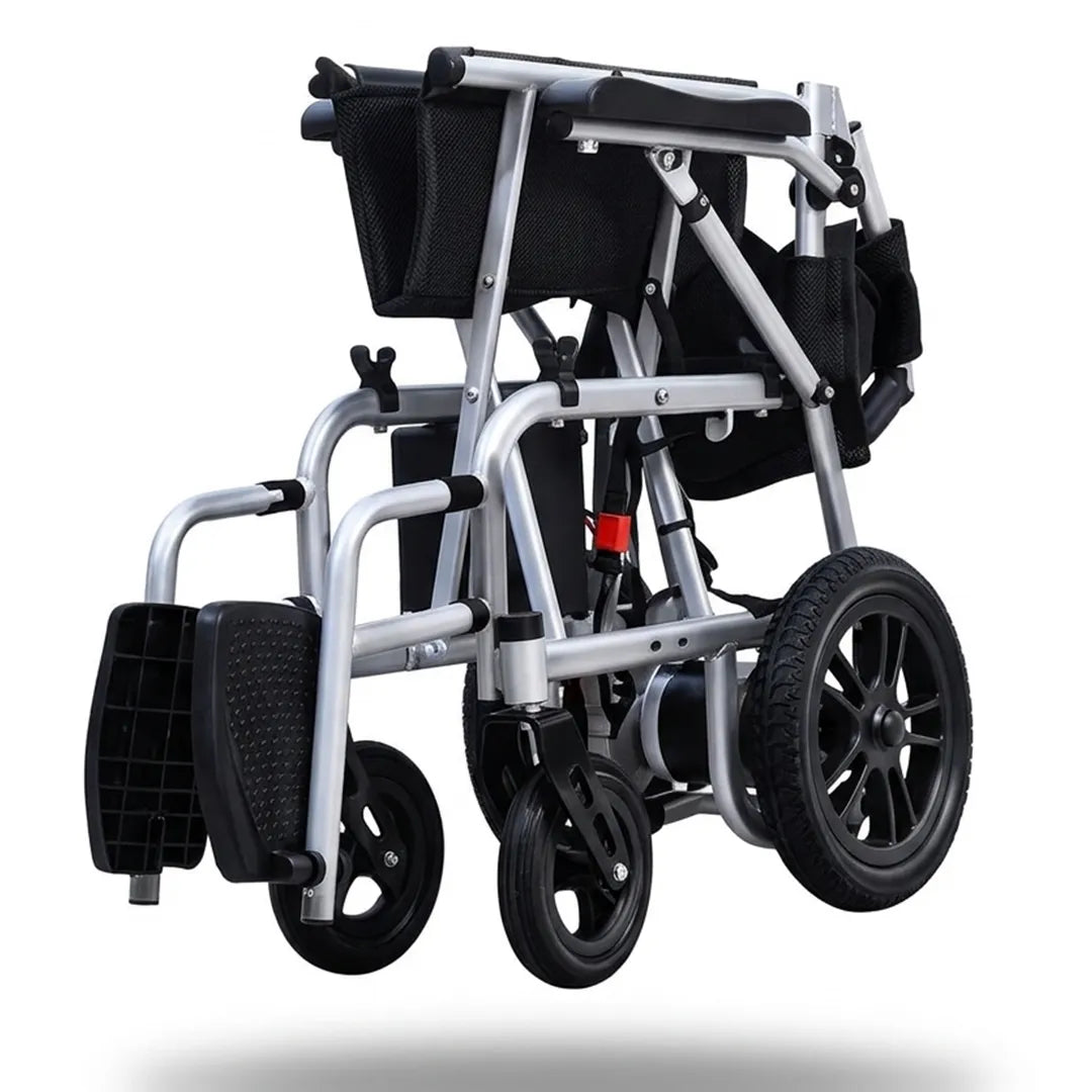 Mecanismo de plegado rápido que reduce la silla a solo 70x33x66 cm, ideal para transportar en maleteros o guardar en armarios y espacios reducidos dortomedical