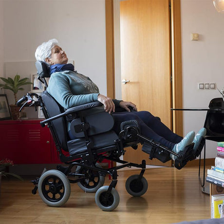 Silla de Ruedas Basculante de Traslado Balance 10