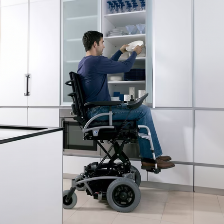 Silla de Ruedas Eléctrica con Elevación NAVIX Tracción Delantera