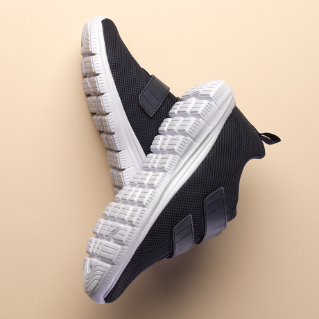 Sneakers Ortopedicos Velcro Oscuros