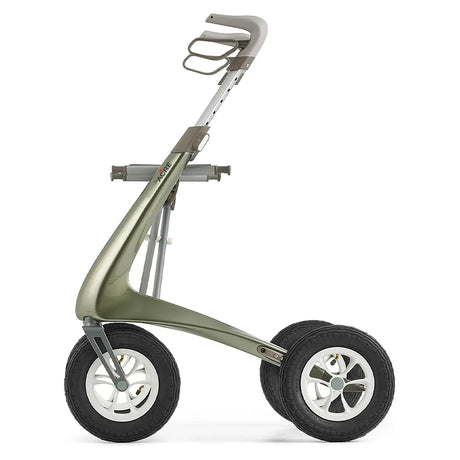 Andador plegable de solo 6,7 kg de peso para un transporte y almacenamiento sin esfuerzo de Dortomedical.