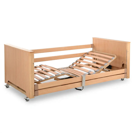 Cama articulada de altura extra baja a 21 cm del suelo para prevenir caídas y accidentes de ancianos dortomedical