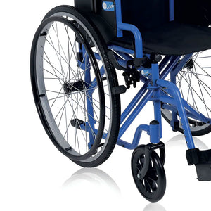 primer plano rueda trasera silla ruedas con extracción rápida dortomedical