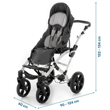 Dimensiones de la silla PCI infantil con pedal de elevación que facilita superar pequeños obstáculos durante el paseo dortomedical