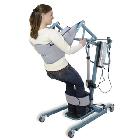 Grúa Duo de bipedestación y transferencia con asas ergonómicas para un manejo cómodo dortomedical