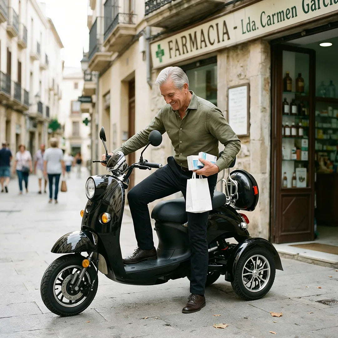 Hombre comprando en farmacia con scooter para adultos con movilidad reducida de fácil acceso dortomedical