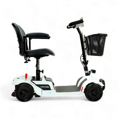 Precio de scooter eléctrico ligero con autonomía de 25km para paseos largos diarios dortomedical