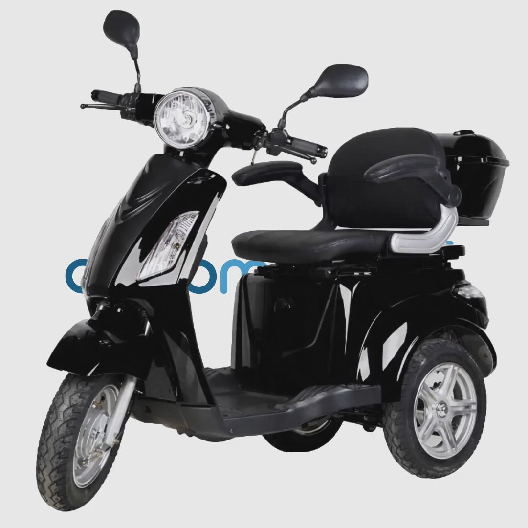 Vista 360 grados del scooter seguro y potente Xtrem