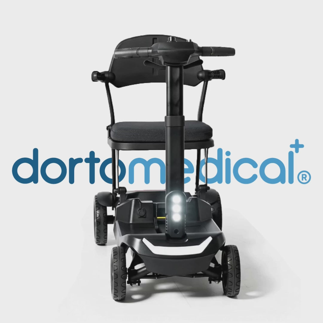 Vista 360 grados del scooter moderno y potente Zhik Foldi