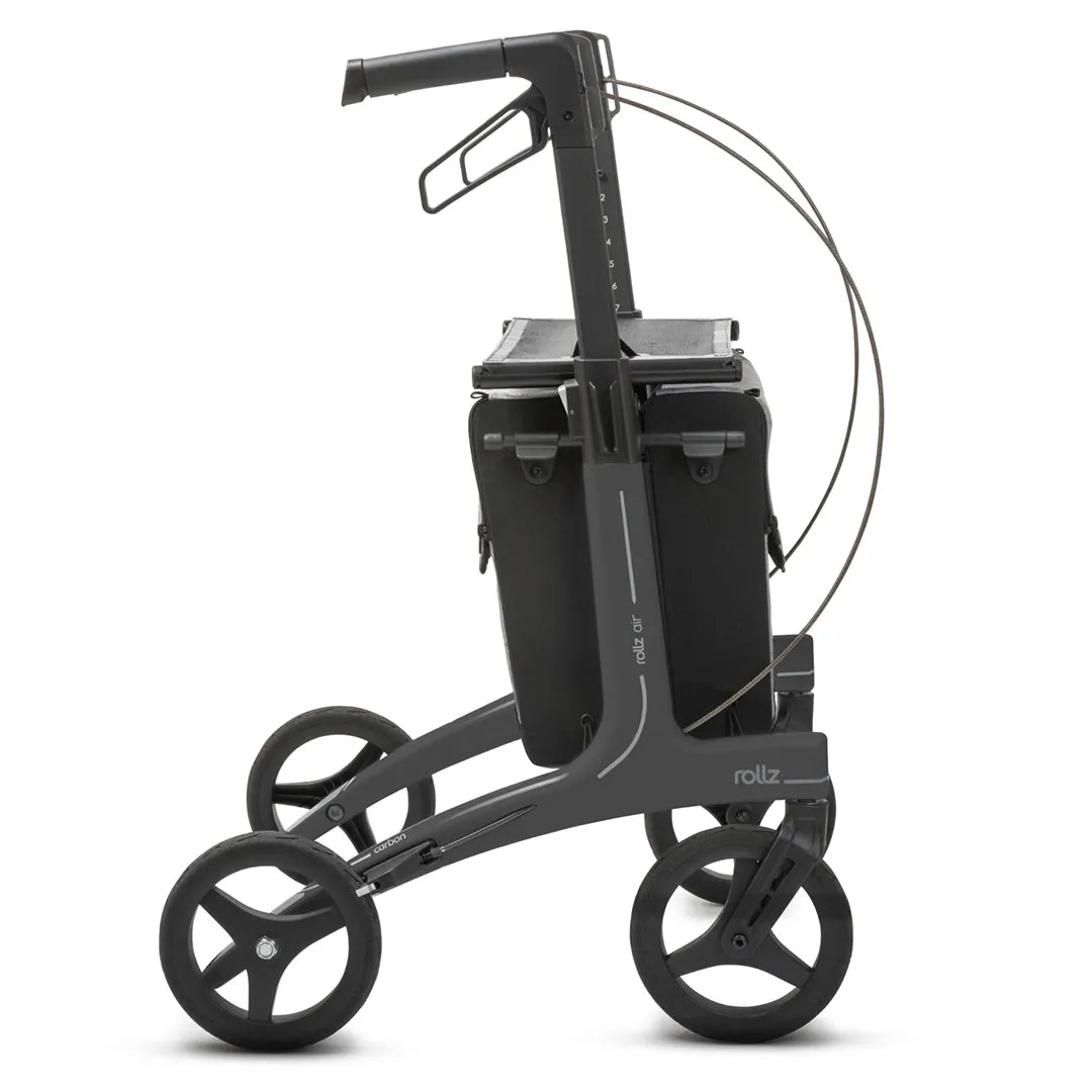 Vista lateral del rollator de carbono que soporta hasta 175 kg ofreciendo una resistencia máxima con el mínimo peso de Dortomedical.