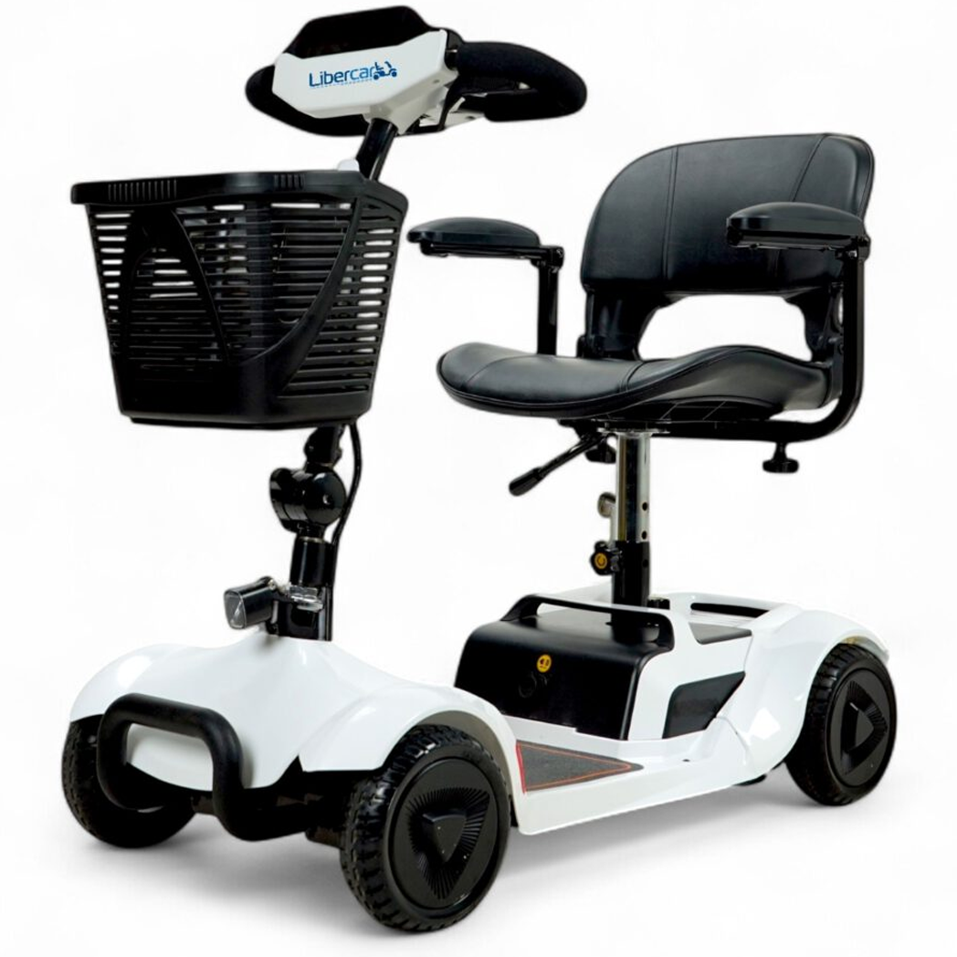 Scooter eléctrico Alfa desmontable en 5 piezas para un transporte fácil en coche dortomedical