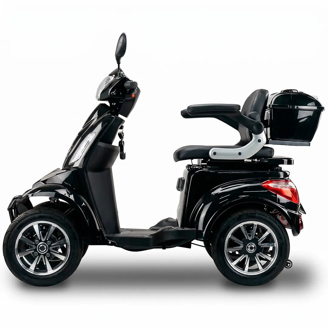 Vista lateral del scooter eléctrico Faster Neo con chasis reforzado y capacidad de hasta 150 kg para mayor estabilidad dortomedical