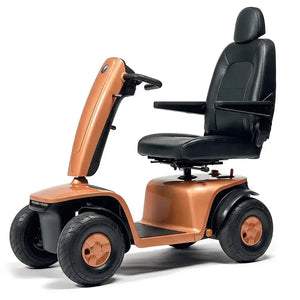 Scooter eléctrico para exterior Sync Premium con autonomía de hasta 28 km para trayectos largos dortomedical