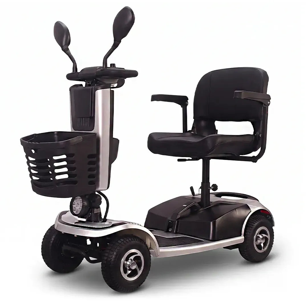 Modelo plata del scooter eléctrico con iluminación LED delantera para aumentar la visibilidad en entornos con poca luz dortomedical