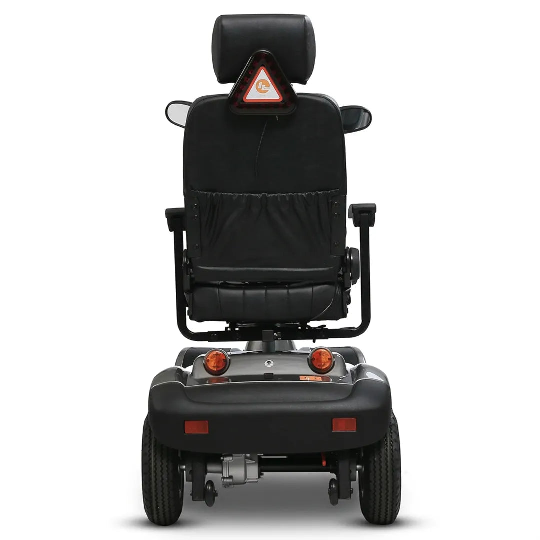 Vista trasera del scooter eléctrico de movilidad con reposabrazos ajustables para una postura más ergonómica dortomedical