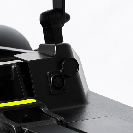 scooter-electrico-plegable-ultraligero-detalle-enchufe