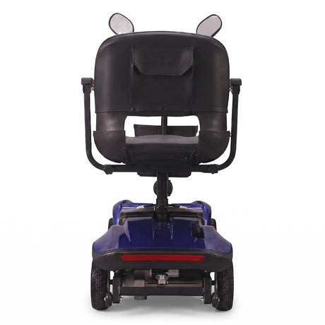 Vista trasera del scooter eléctrico con suspensión para mayor comodidad durante los desplazamientos dortomedical