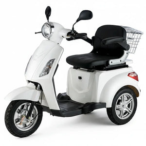 Scooter potente con motor de 900W capaz de subir pendientes de hasta 17 grados de Dortomedical