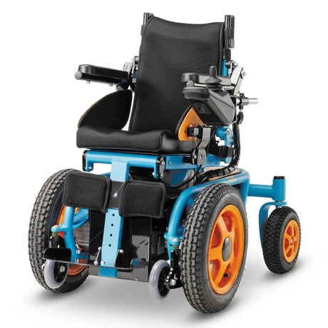 Silla de ruedas eléctrica infantil con elevación que ofrece mayor comodidad en el uso diario dortomedical