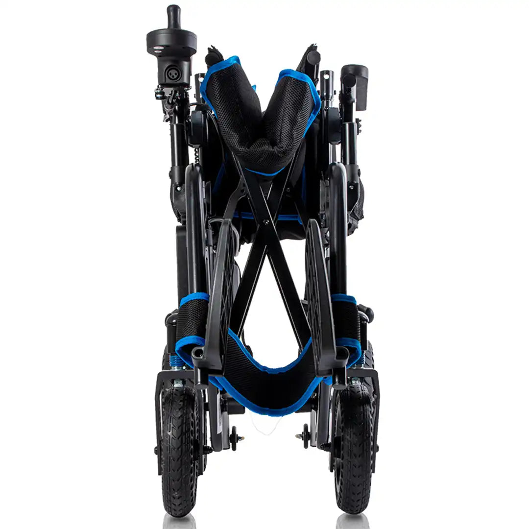 Vista posterior que destaca los motores integrados en el eje trasero, diseñados para ofrecer tracción y potencia sin añadir volumen al chasis dortomedical