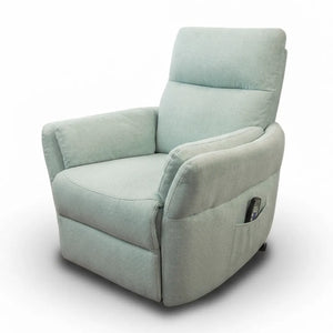 Sillón relax con ruedas traseras integradas para facilitar su transporte y ubicación en el hogar de Dortomedical.